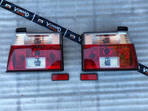 Задние фонари для VW Jetta 2 (19E) 1/84-12/92  красные 2221095 