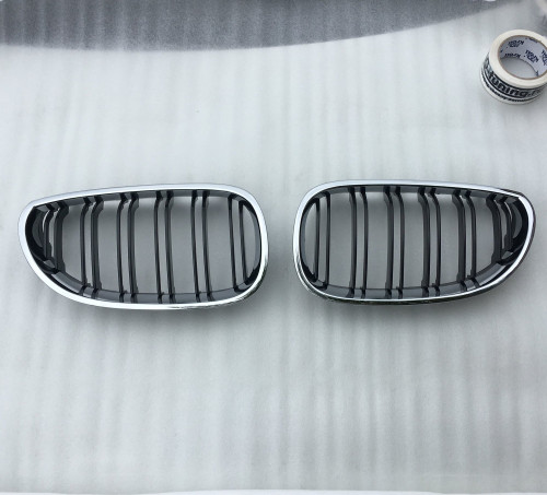 Решетки радиатора ноздри BMW E60 M5-style хром черные 5211074COE 