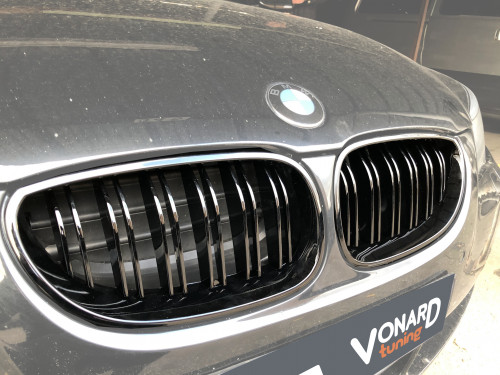 Решетки радиатора черные BMW E60 М-Стиль глянец 5211074JOE / 1224640 51712155446