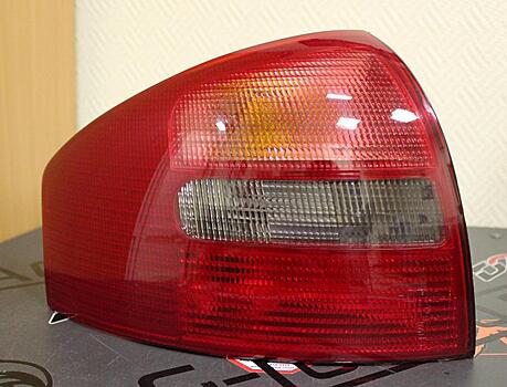 Задние фонари Audi A6 C5 97-01 седан внешние Depo AI0A697-742-R + AI0A697-742-L 4B5945096 + 4B5945095